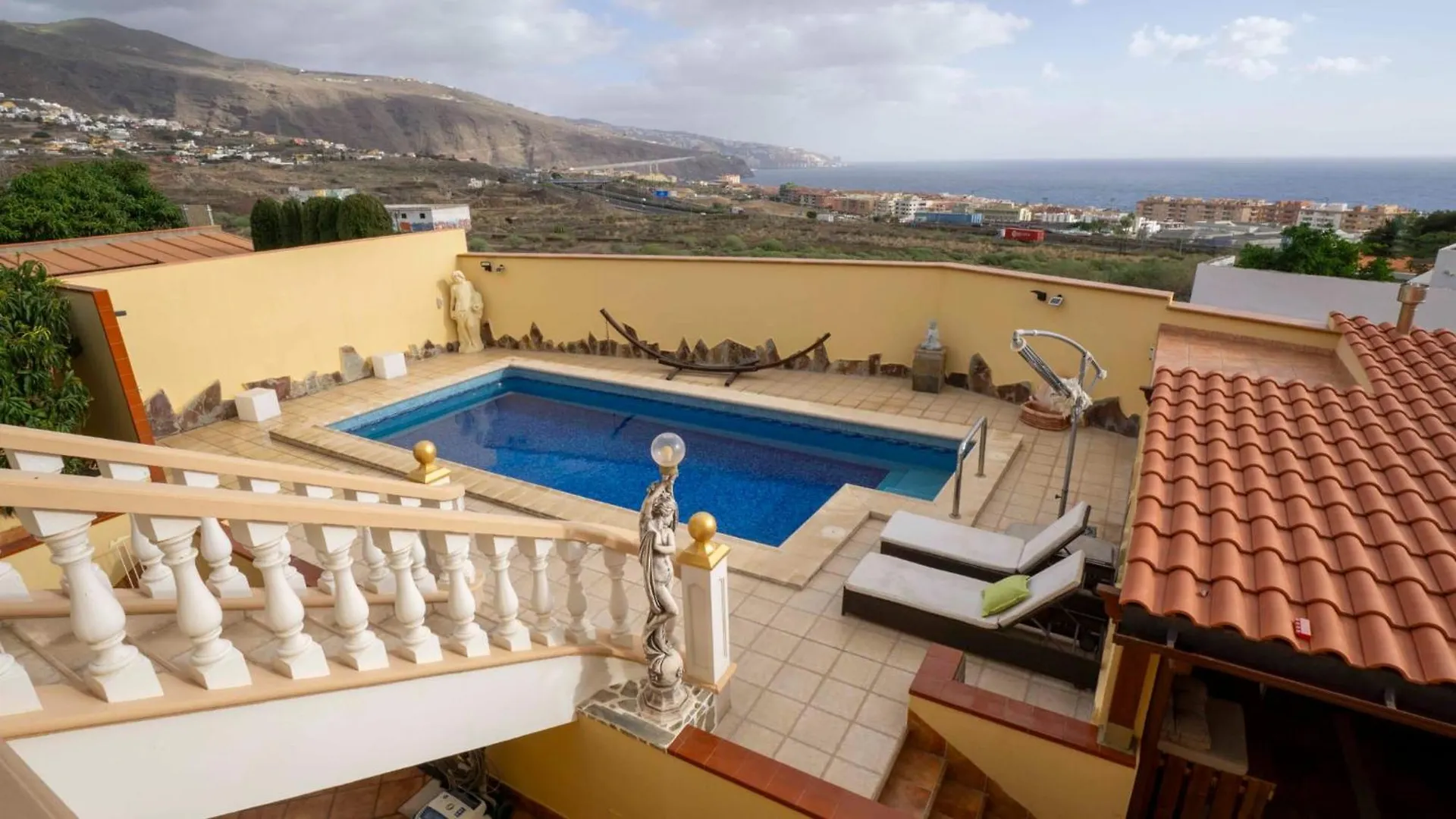 בית נופש קנדלריה Chalet Luxury