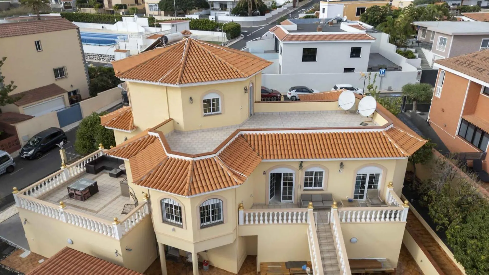 קנדלריה Chalet Luxury