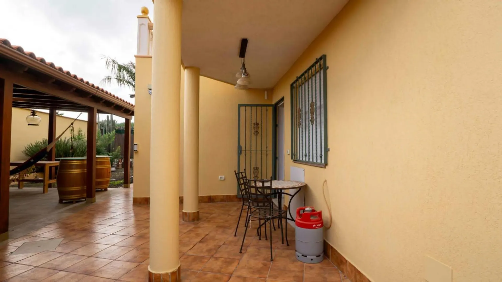 בית נופש קנדלריה Chalet Luxury